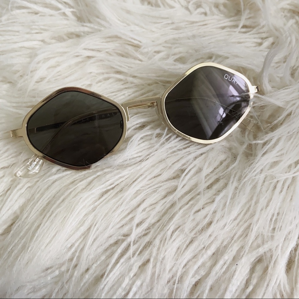 What purple honey gold sunglasses Kylie collection